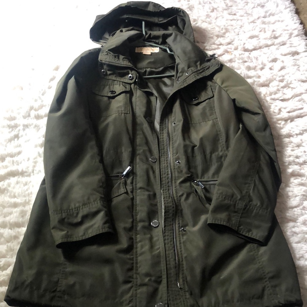 💚Michael Kors Super cute jacket!